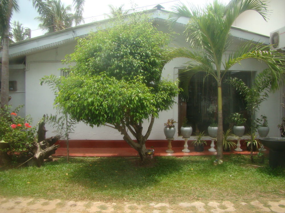 Pinidiya Resort Anuradhapura Exterior photo