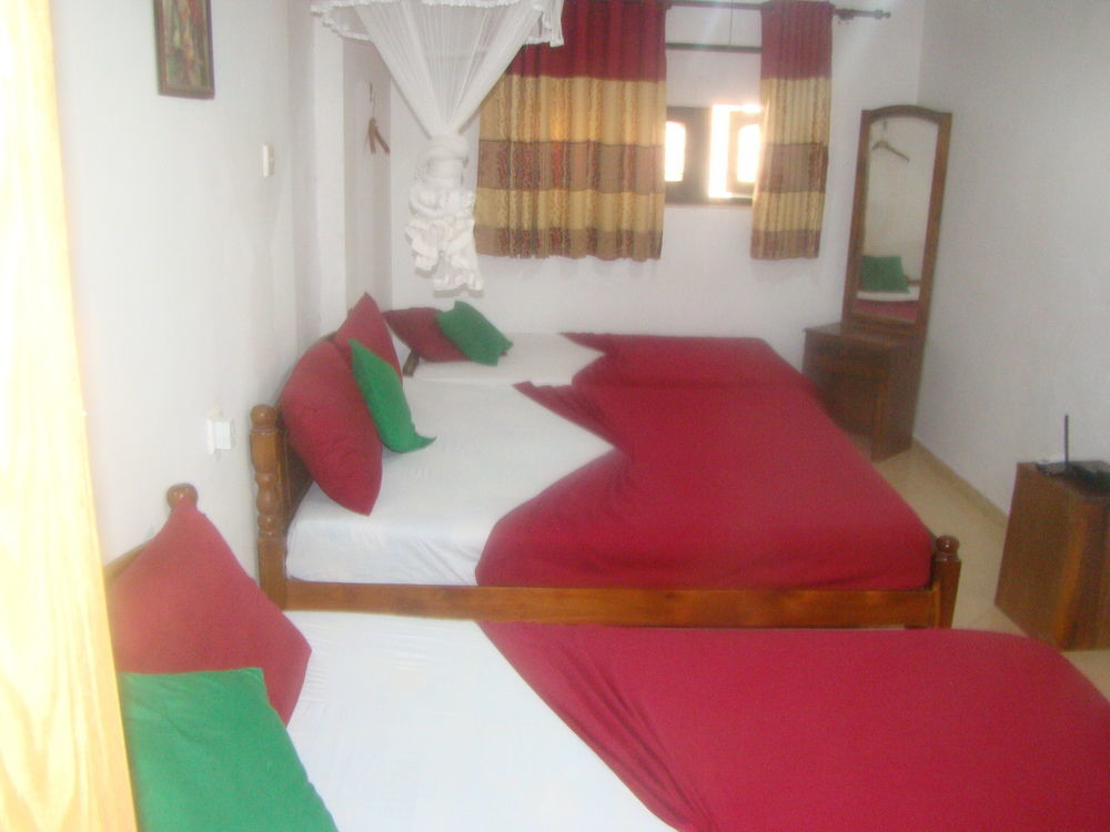 Pinidiya Resort Anuradhapura Exterior photo