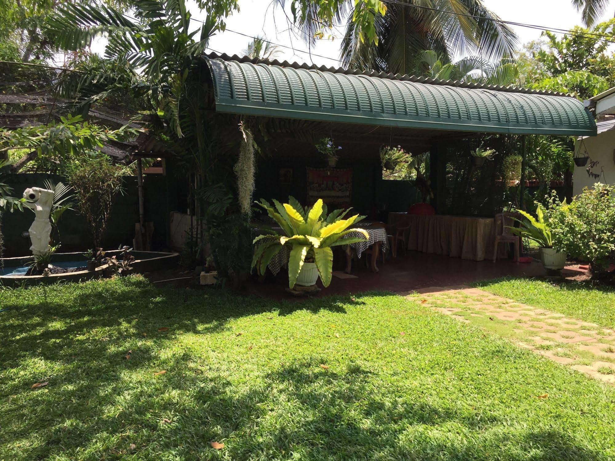 Pinidiya Resort Anuradhapura Exterior photo